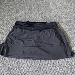 black workout skirt (built in spandex)